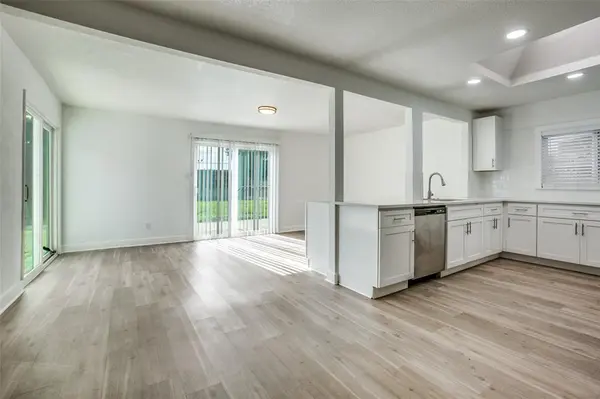 117 Heather Drive, Garland, TX 75042