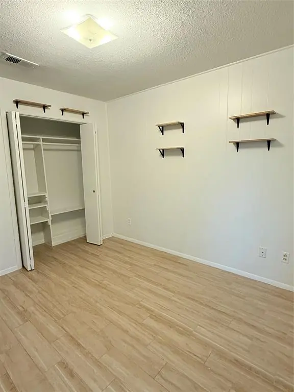 2707 Mark Twain Drive, Farmers Branch, TX 75234