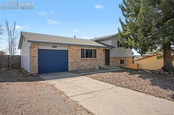 5465 Escondido DR, Colorado Springs, CO 80918