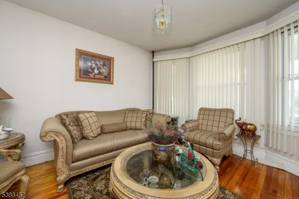 24 N 23Rd St, East Orange City, NJ 07017