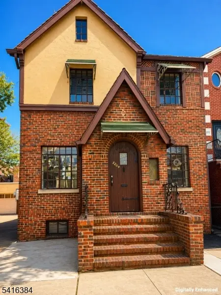 Address not disclosed, West New York Town, NJ 07093