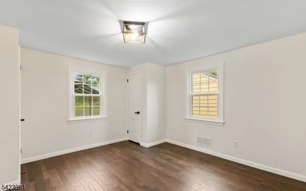 30 Meisel Ave, Springfield Twp., NJ 07081