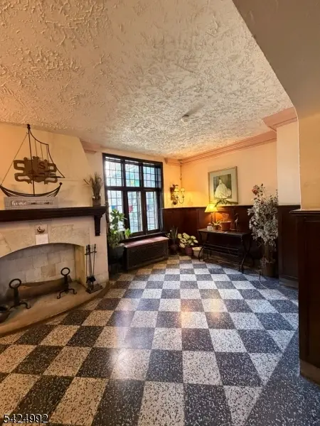 55 Randolph Pl #201, City Of Orange Twp., NJ 07079