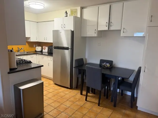 45-51 Gotthardt St #B-5, Newark City, NJ 07105