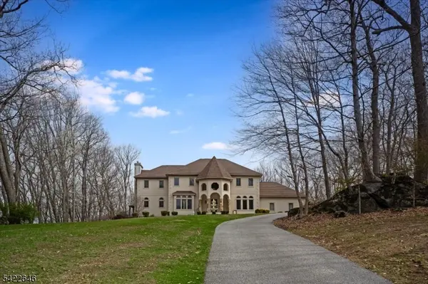 25 Starrett Ct, Sparta Twp., NJ 07871