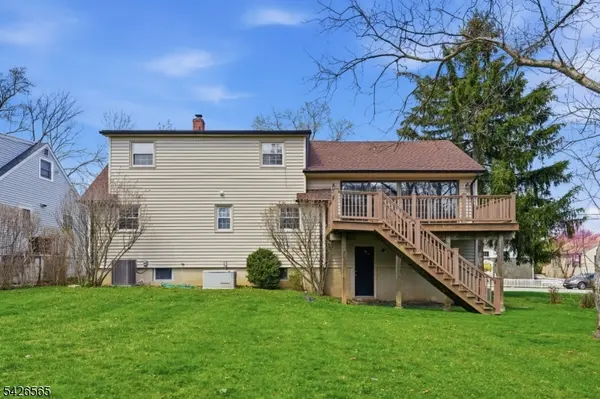 54 Richwood Pl, Denville Twp., NJ 07834