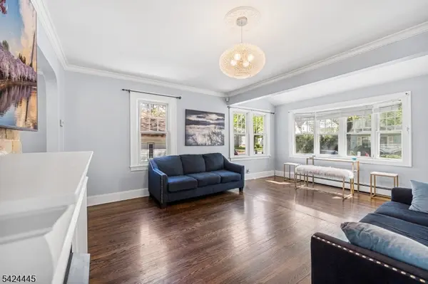 253 Maplewood Ave, Bogota Boro, NJ 07603