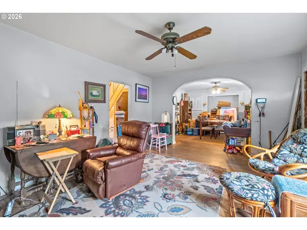 32 N BRYANT ST, Portland, OR 97217