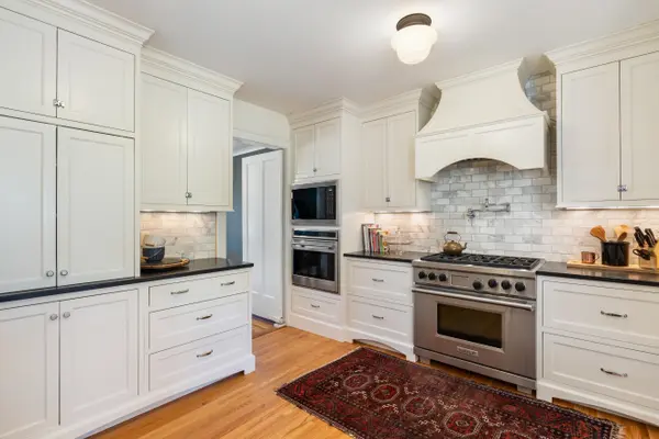 520 Cambridge BLVD SE, East Grand Rapids, MI 49506