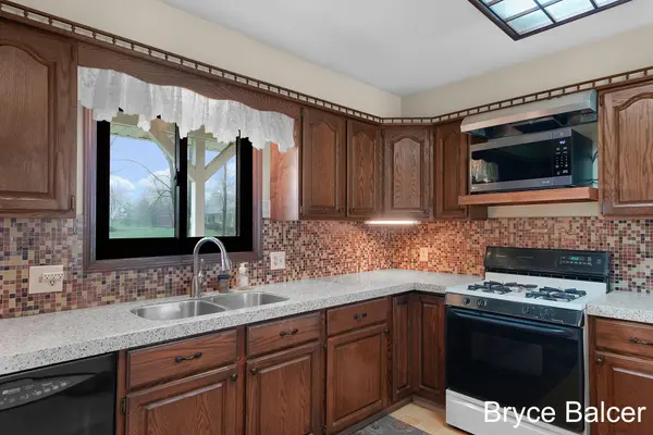 9901 Eastern AVE SE, Gaines Twp, MI 49315