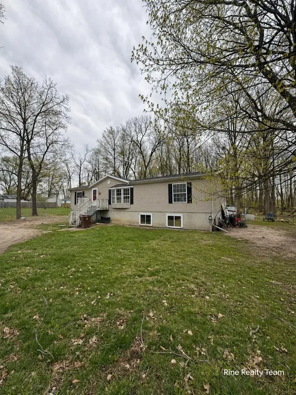 3132 Mcconnell HWY, Benton Twp, MI 48813