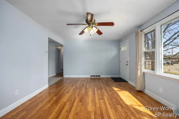 1427 Grant AVE, Grand Haven City, MI 49417