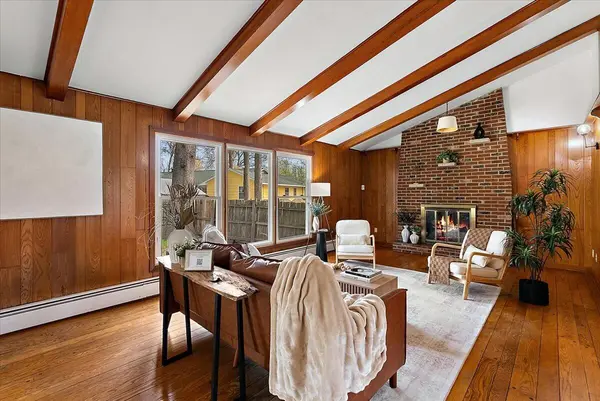 4912 Poinsettia AVE SE, City Of Kentwood, MI 49508