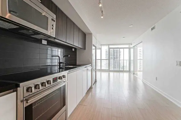 85 Queens Wharf RD #2503, Toronto C01, ON M5V 0J9