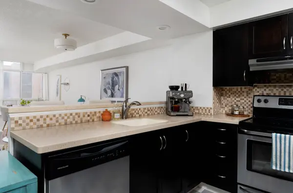 801 King ST W #815, Toronto C01, ON M5V 3C9