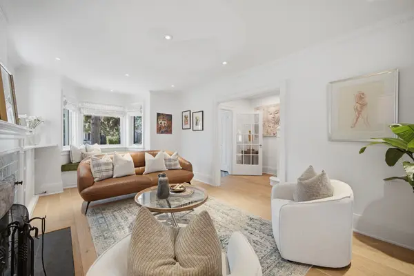 29 Thurston RD, Toronto C10, ON M4S 2V8