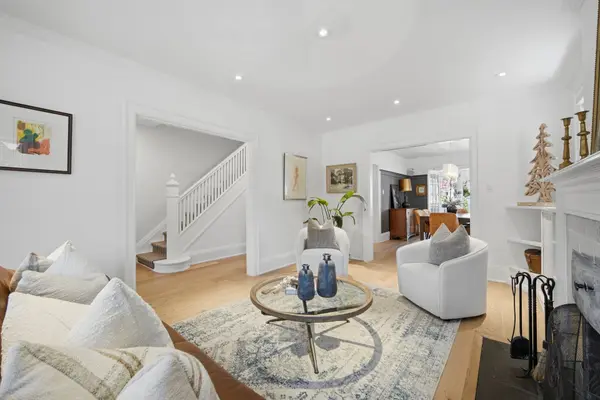 29 Thurston RD, Toronto C10, ON M4S 2V8