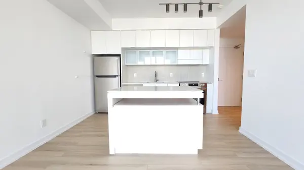 110 Charles ST E #3109, Toronto C08, ON M4Y 1T5