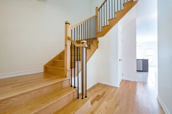 1144 Skyridge BLVD, Pickering, ON L1X 0M4