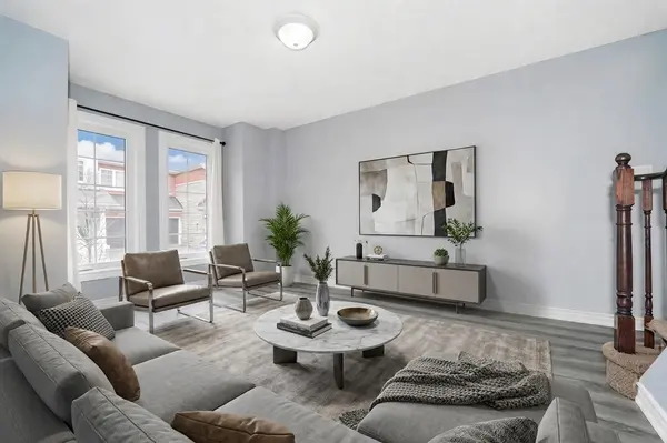 52 Torr LN, Ajax, ON L1S 7M9