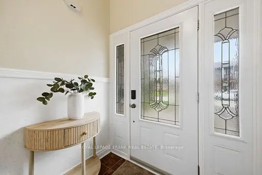 17 Nordic CT, Whitby, ON L1N 5N2