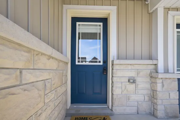 86 Autumn Harvest RD, Clarington, ON L1C 0K7