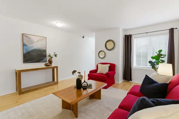 1154 Meath DR, Oshawa, ON L1K 0G3