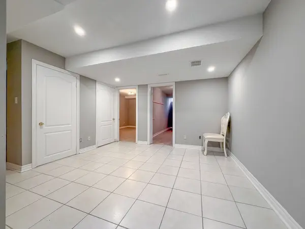 46 Clifton CT #Bsmt, Markham, ON L3S 4H8