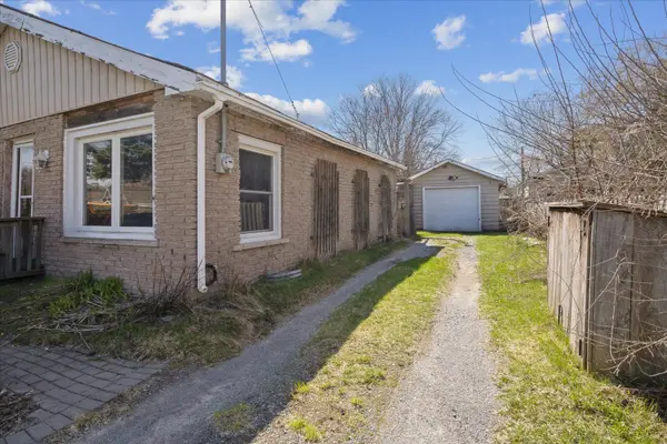 331 Hollywood DR, Georgina, ON L4P 3A2