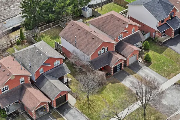 31A South Balsam ST, Uxbridge, ON L9P 1V2