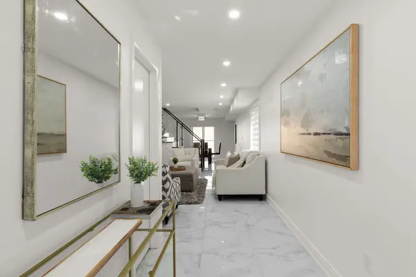 33 Brown Bear ST, Barrie, ON L9J 0H7