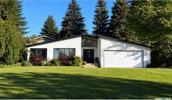 115 Whiteswan DRIVE, Saskatoon, SK S7K 4M5