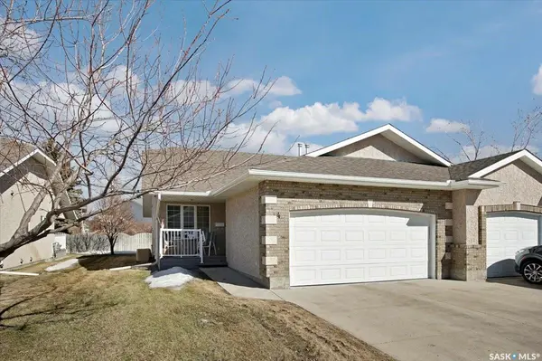 4 Crystal VILLA, Warman, SK S0K 0A1