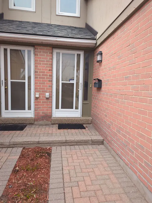 3079 Fifth Line W #78, Mississauga, ON L5L 3T1