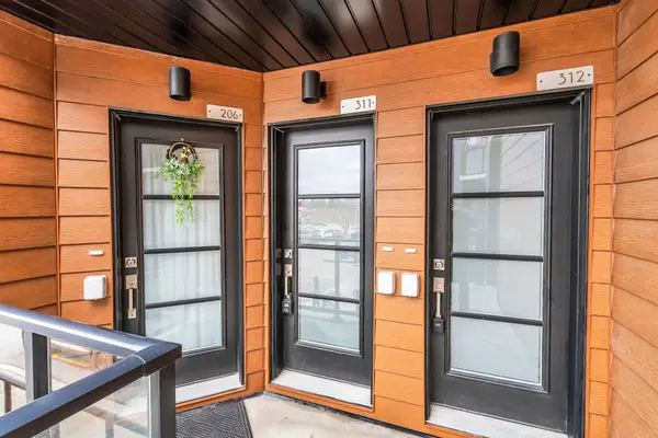 17 Centre ST #311, Orangeville, ON L9W 7S6