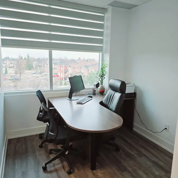 50 Sunny Meadow BLVD #317, Brampton, ON L6R 0Y7