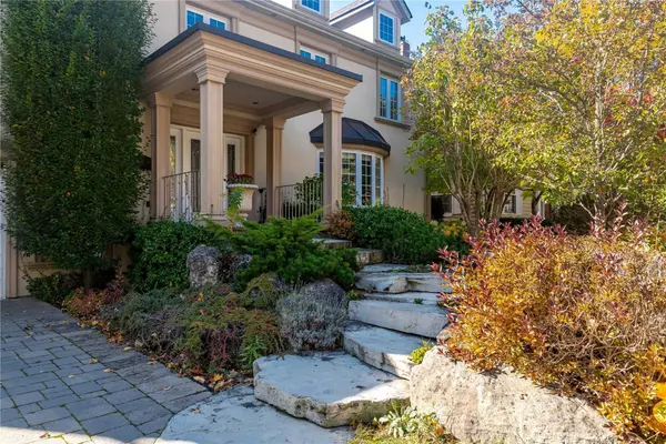 78 Raymar PL, Oakville, ON L6J 6M1