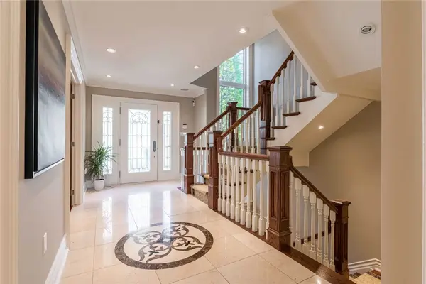 78 Raymar PL, Oakville, ON L6J 6M1