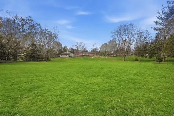 20064 Nissouri RD, Thames Centre, ON N0M 2P0