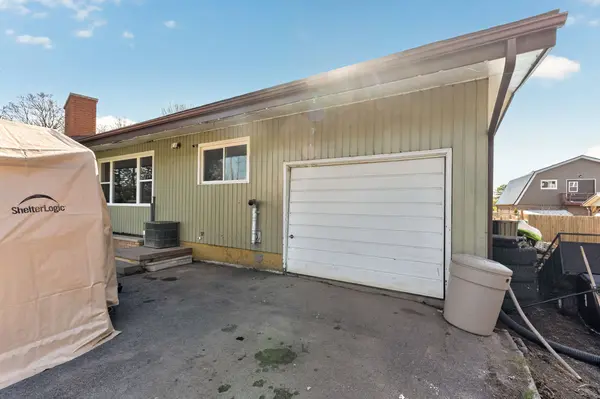 2499 Perth RD, Kingston, ON K0H 1S0