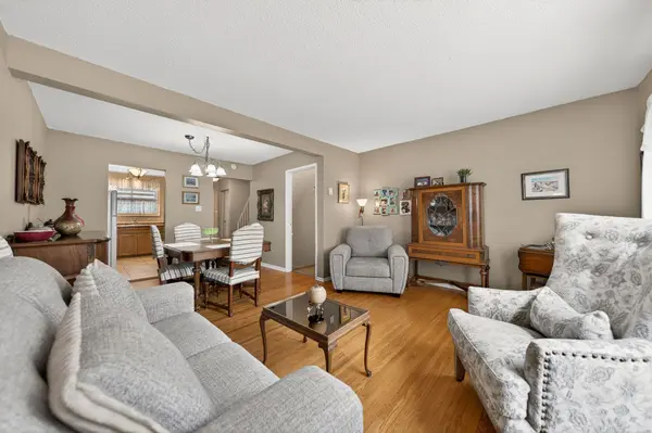 41 Rhonda RD #11, Guelph, ON N1H 7A4