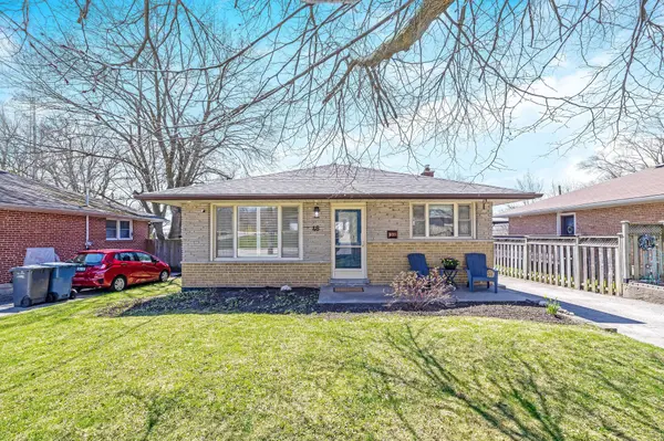 48 Knightswood BLVD, Guelph, ON N1E 3W5