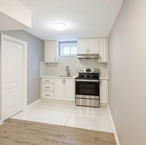 18 Ash Hill AVE, Caledon, ON L7C 4E8