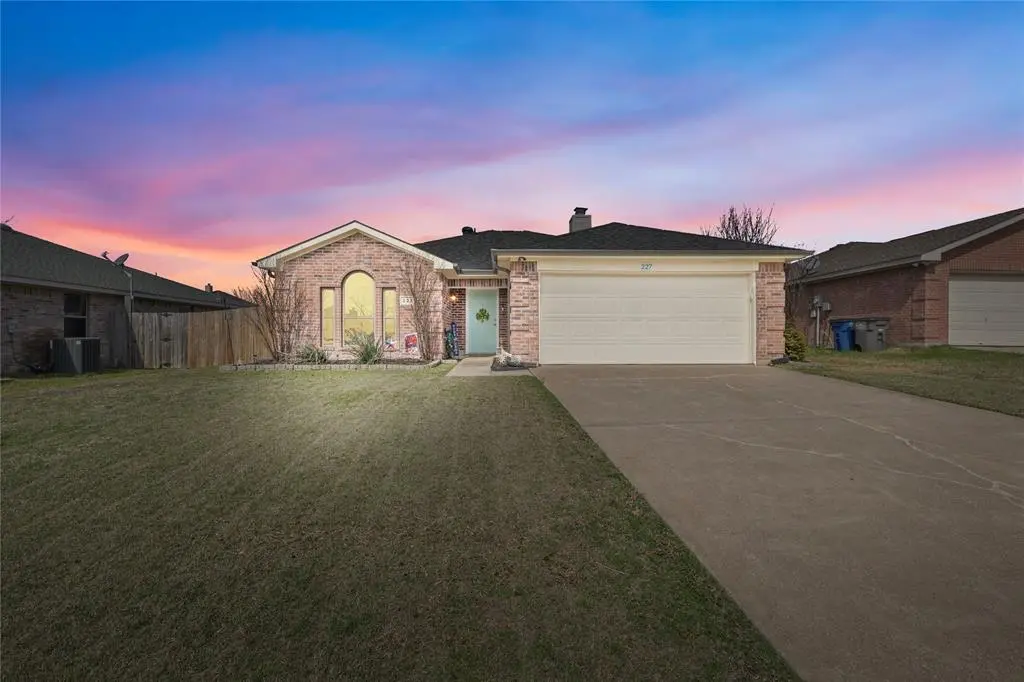 227 Lake Texoma Drive, Wylie, TX 75098