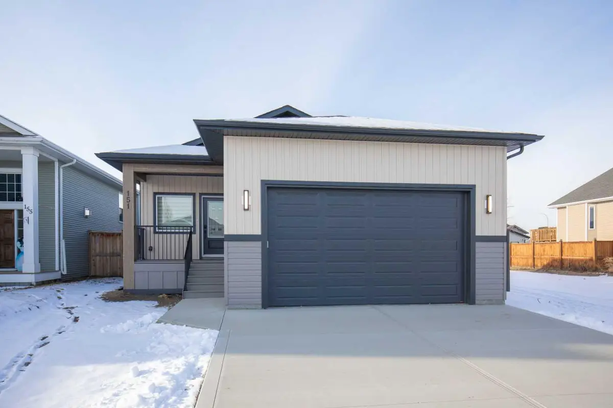 151 Cedar SQ, Blackfalds, AB T4M 0A2