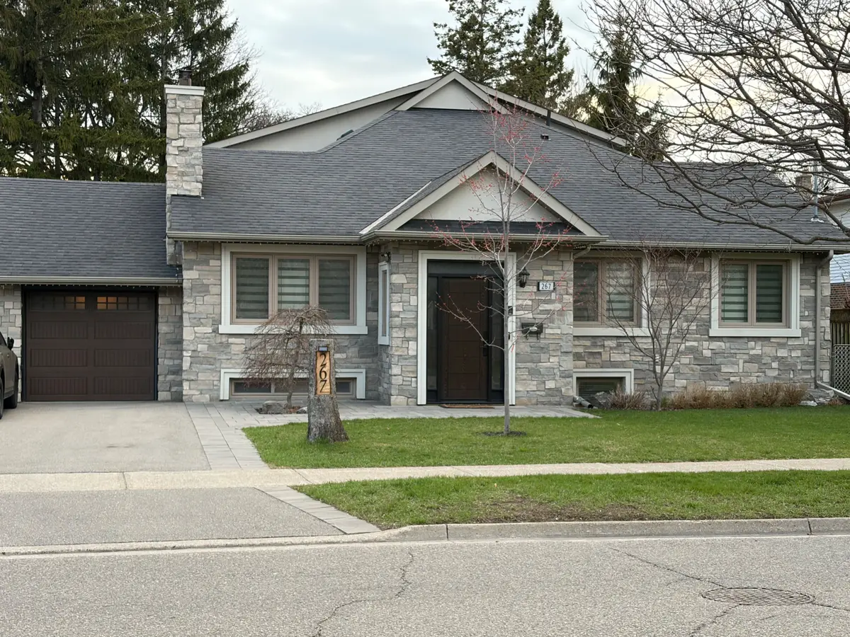 267 King ST E #Bsmt, Mississauga, ON L5A 1T4