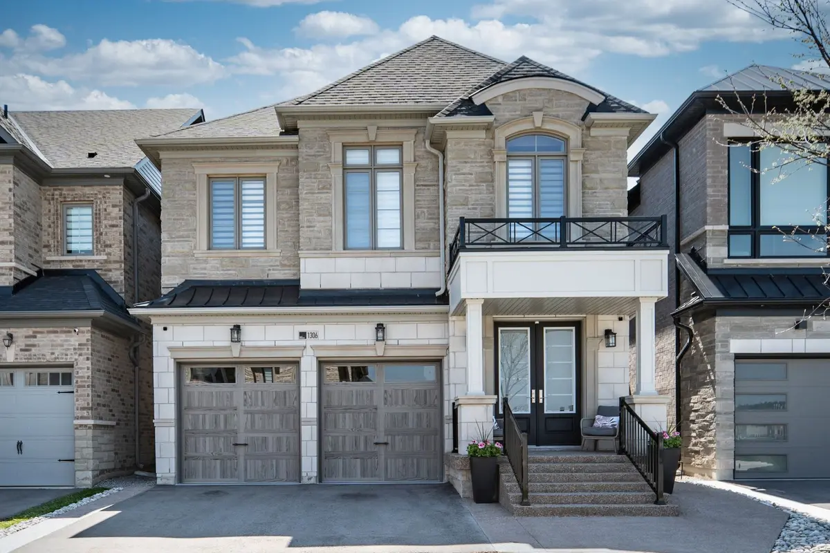 1306 Felicity GDNS, Oakville, ON L6M 5L6