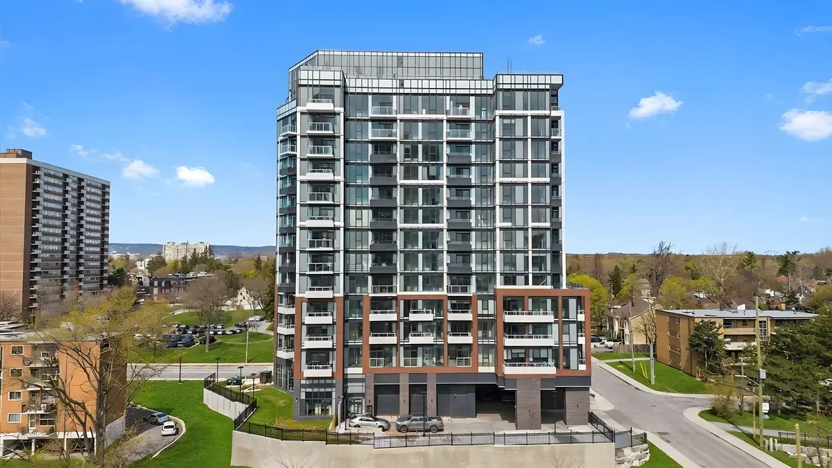 2088 James ST #403, Burlington, ON L7R 0H2