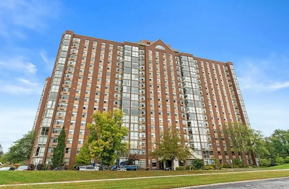 2760 Carousel CRES #102, Blossom Park - Airport And Area, ON K1T 2N4