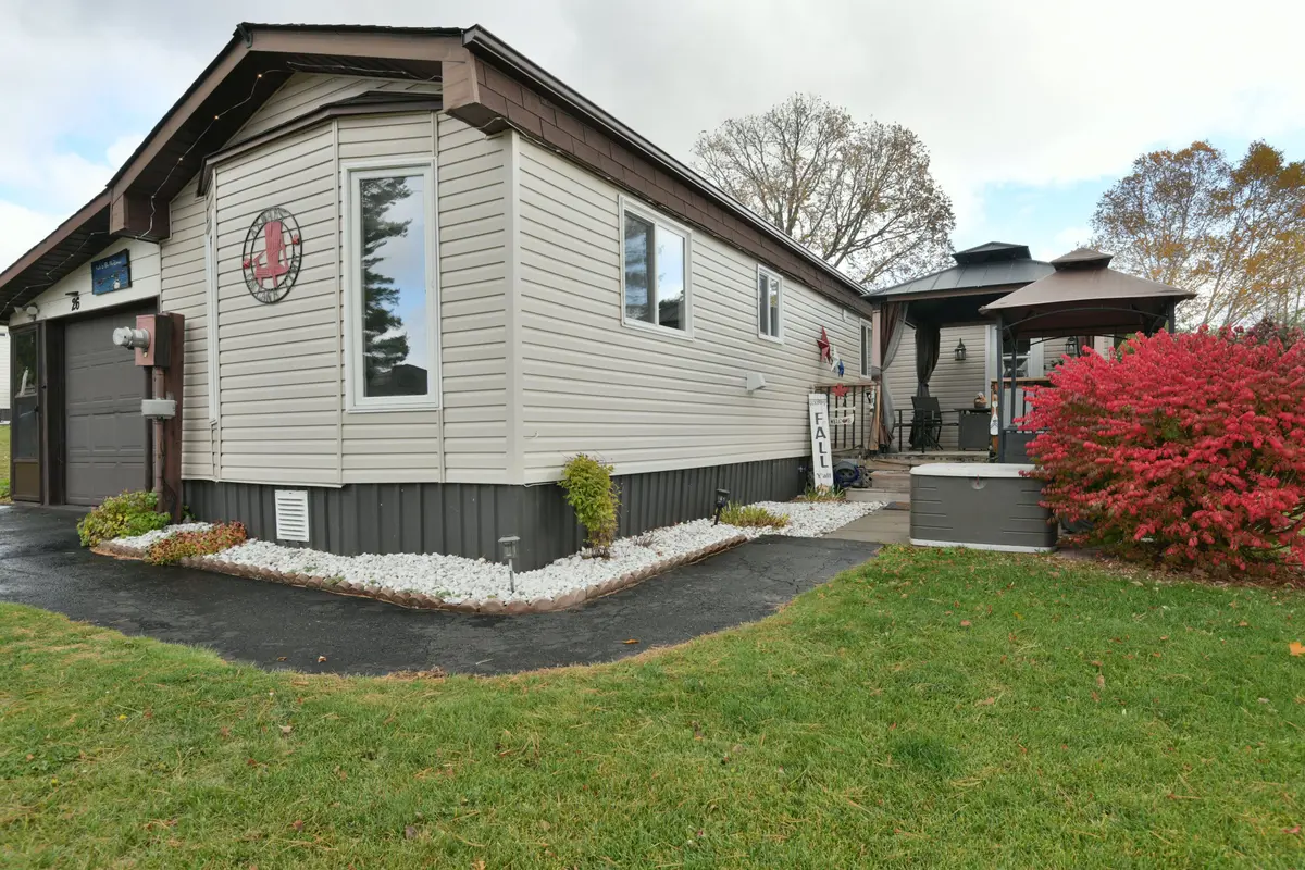 26 Evergreen LN, Mcnab/braeside, ON K0A 3L0